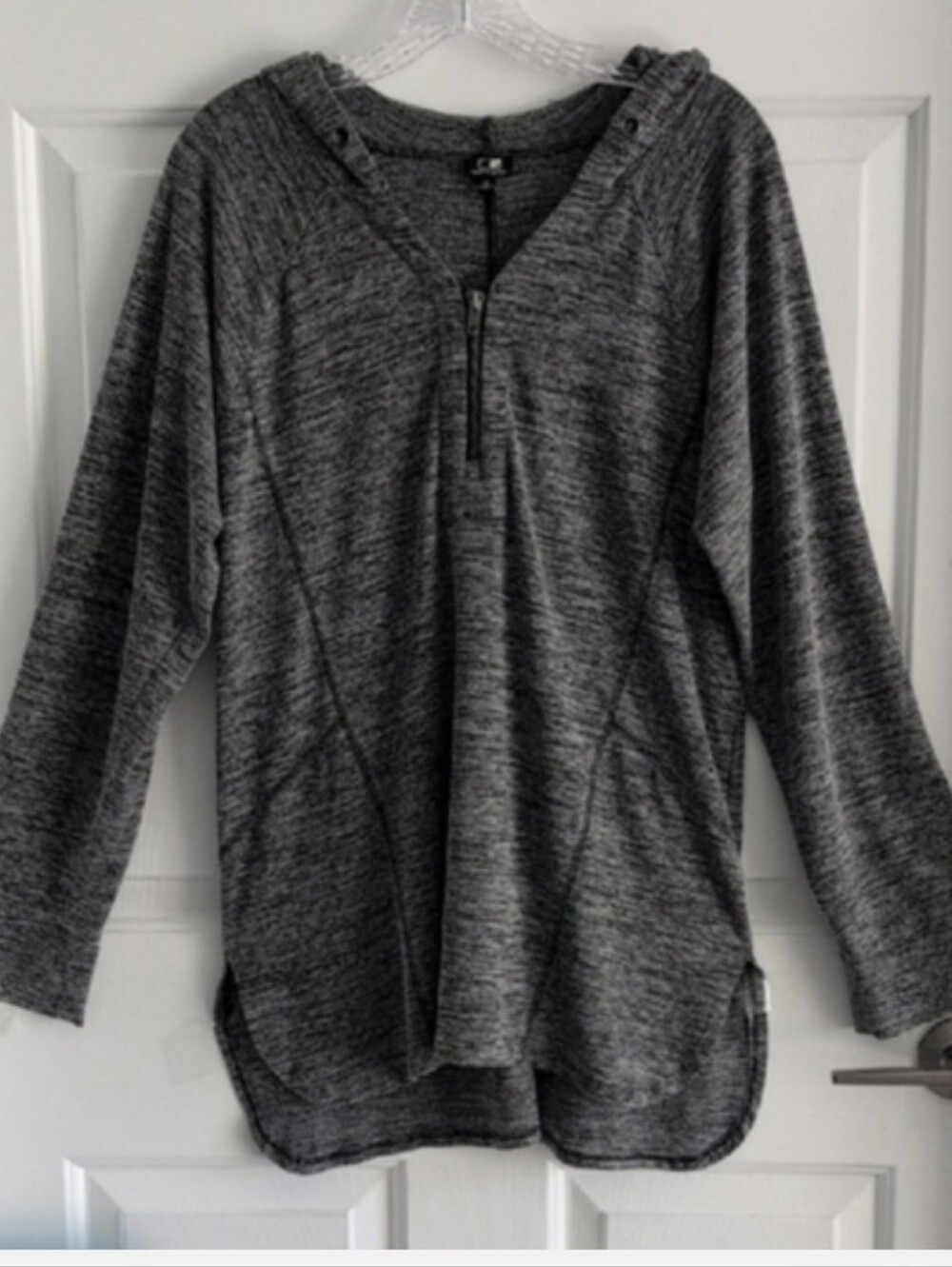 Gray 3/4 Zip Hoodie Pullover Athletic Top Yoga XL Long Sleeve - Picture 3 of 8
